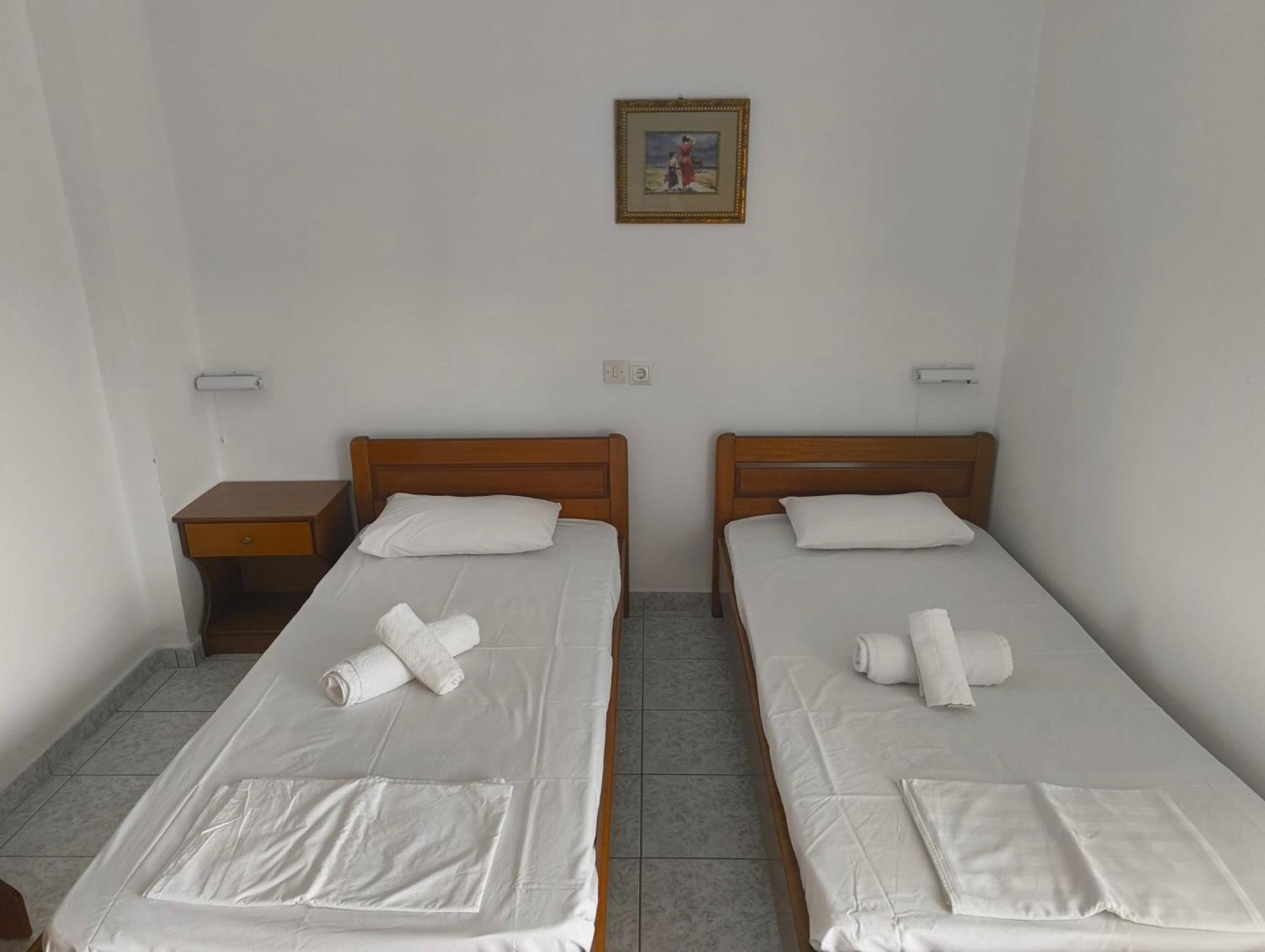Plexidas Apartments Paralía Skotínis Екстериор снимка